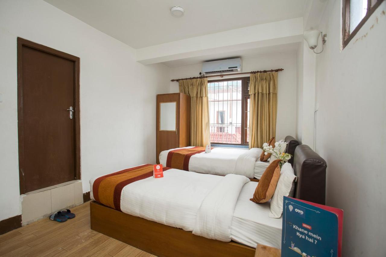 Oyo 104 Hotel Baltic Inn Kathmandu Buitenkant foto