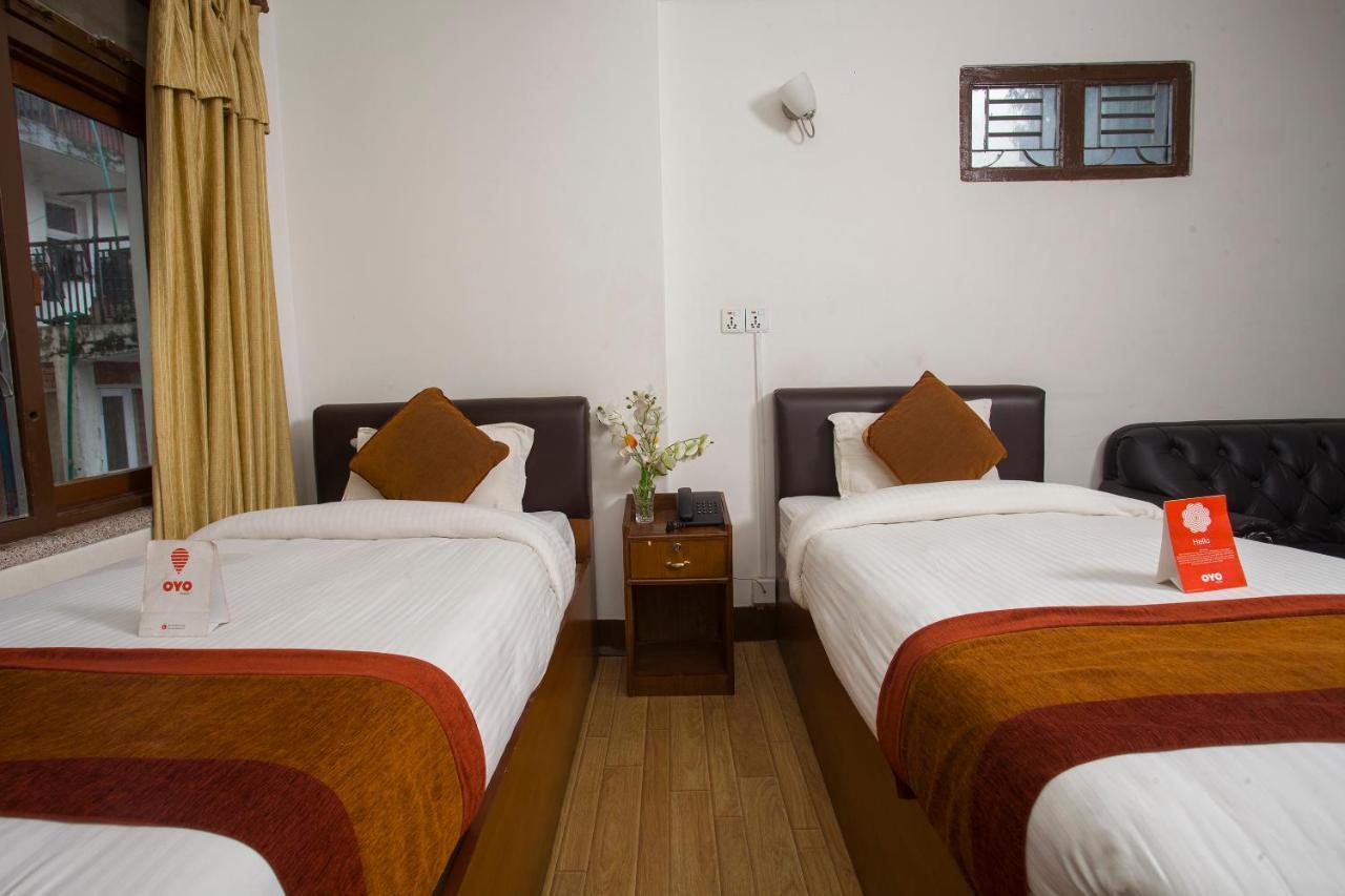 Oyo 104 Hotel Baltic Inn Kathmandu Buitenkant foto