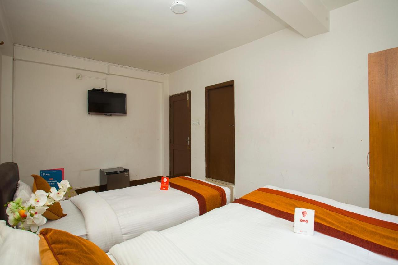 Oyo 104 Hotel Baltic Inn Kathmandu Buitenkant foto